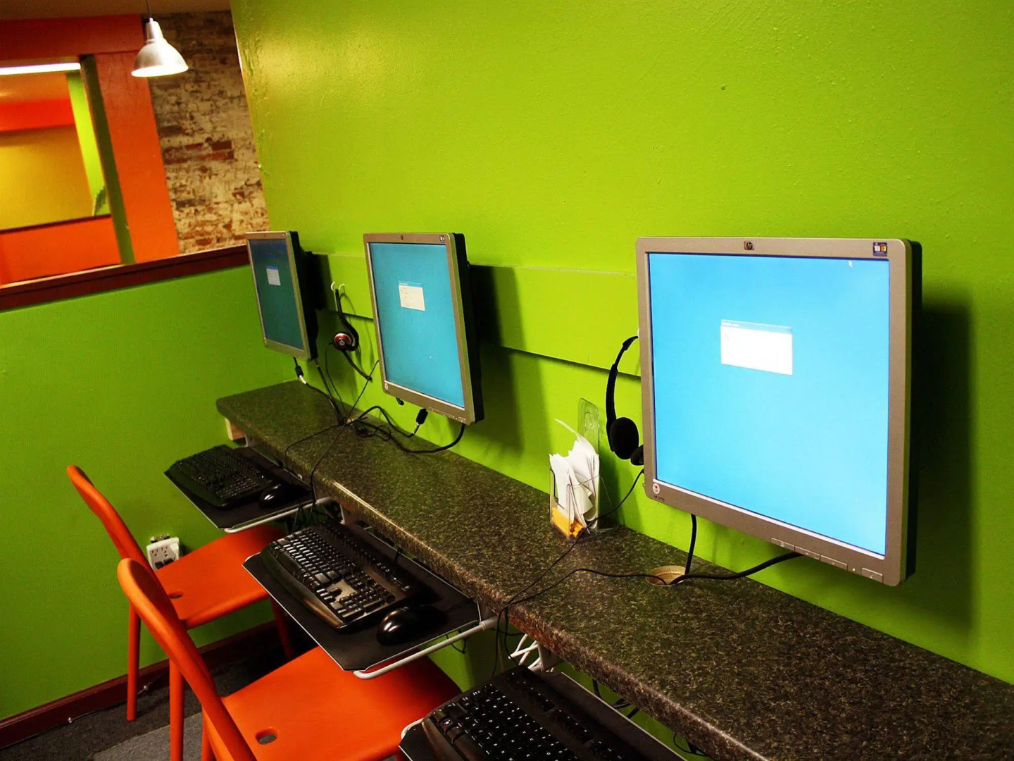 Apple Hostels