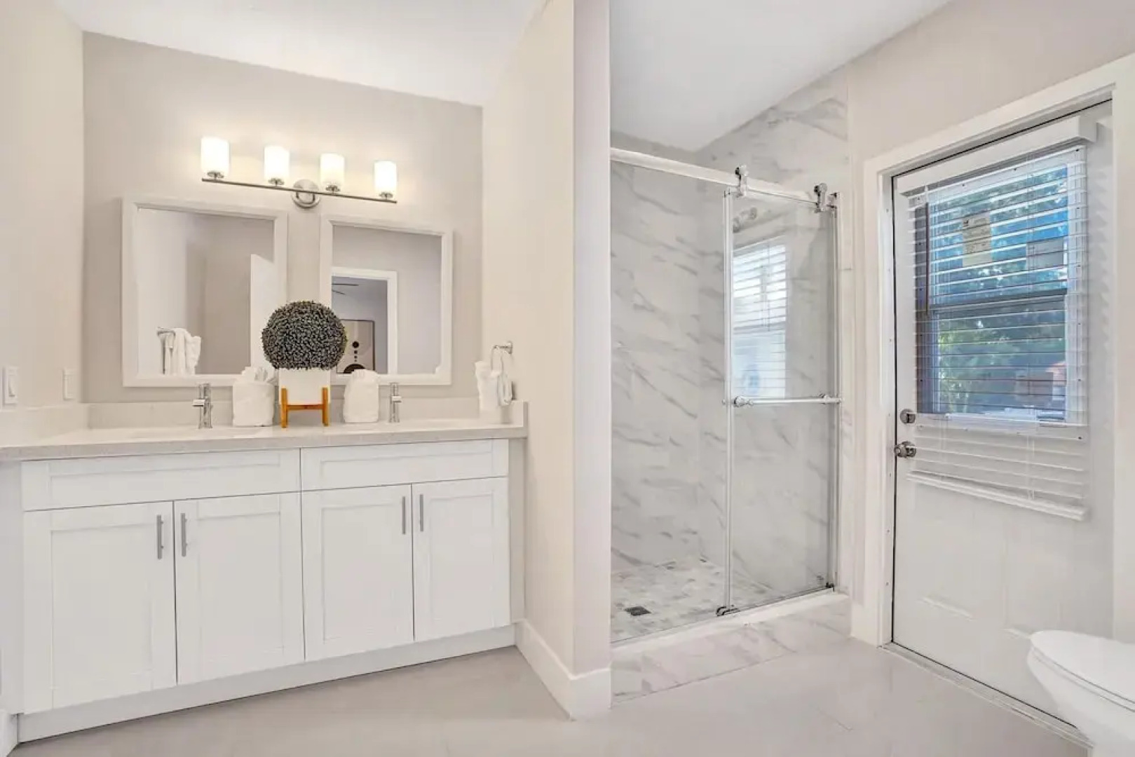 7 Br Home with Pool Gameroom & Soccer