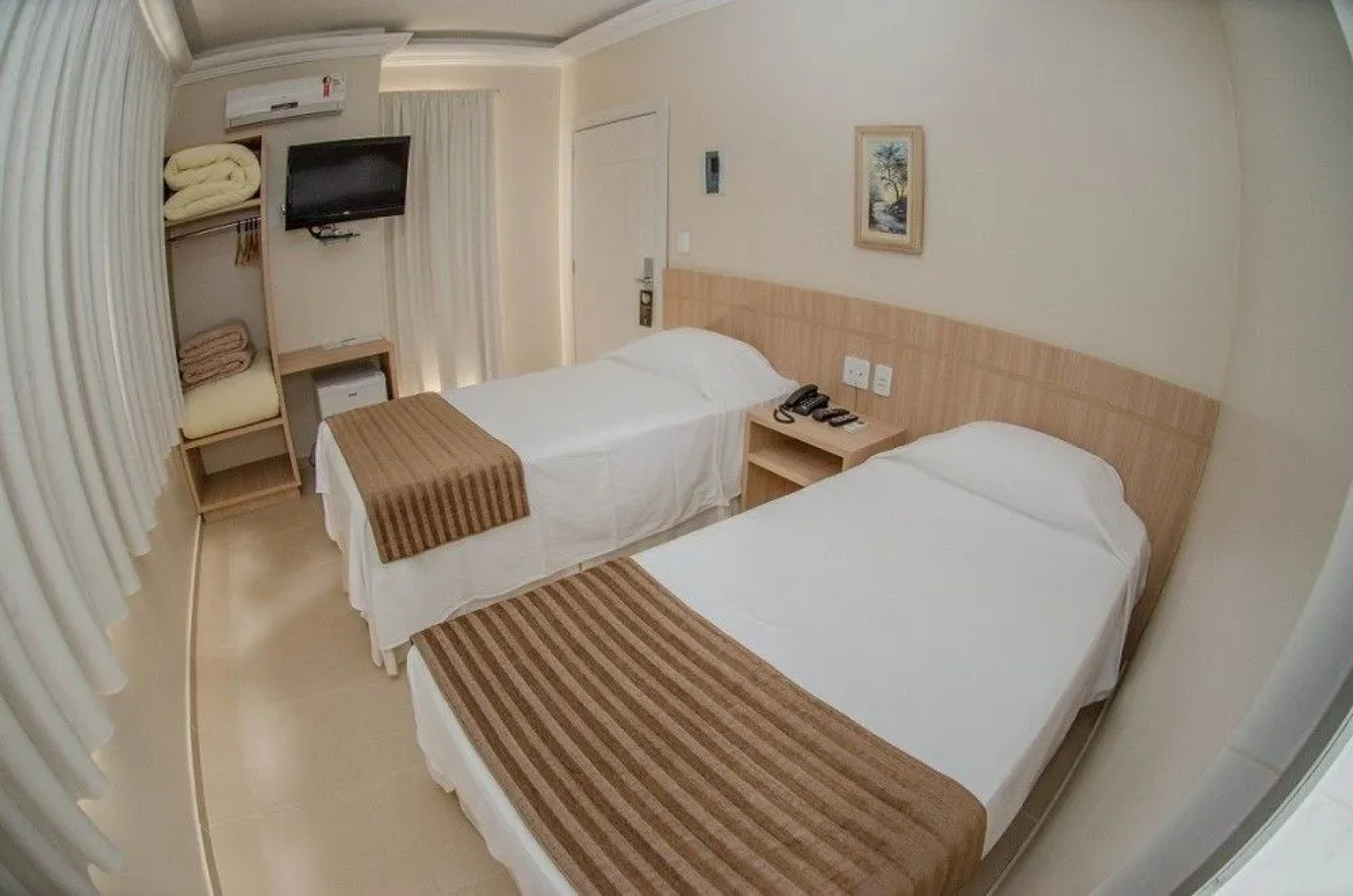 Hotel Desbravador