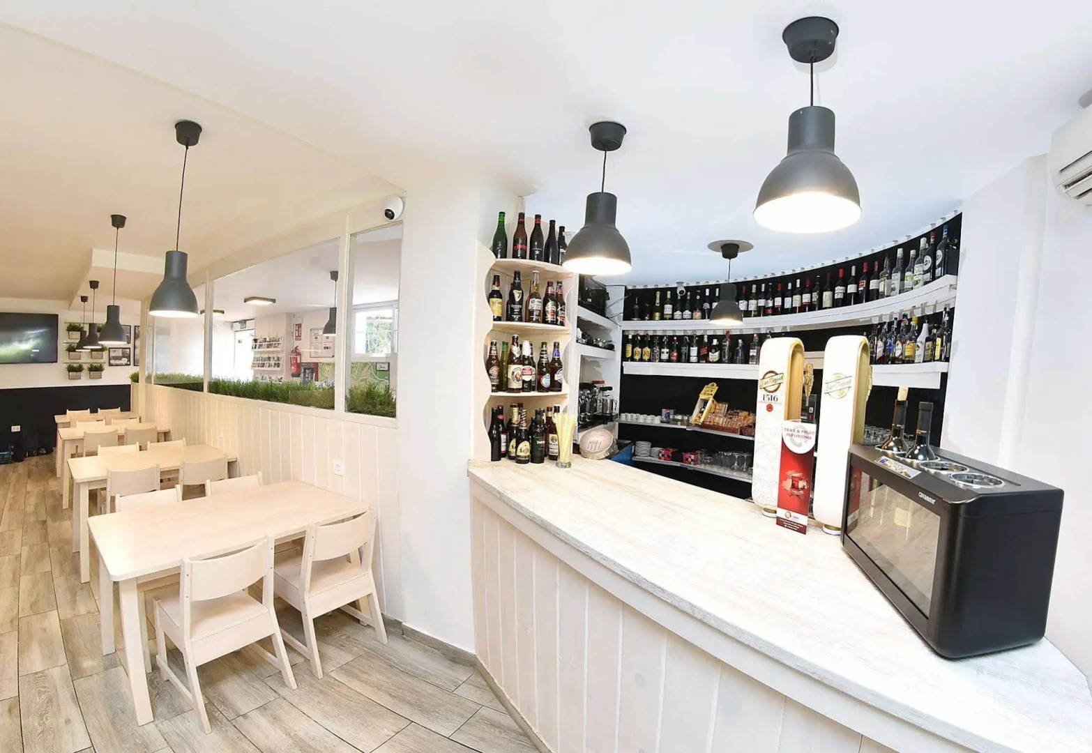 Hotel Zen Airport with Free shuttle