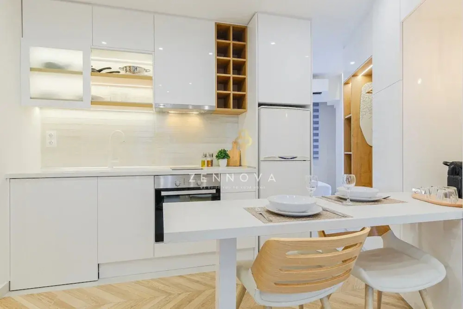 Zennova 72 Tsinari Luxury Suite