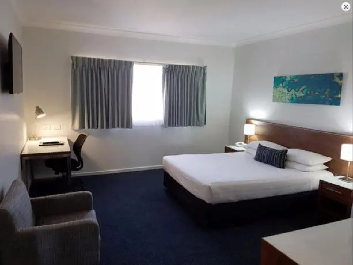 Regatta Point Tavern