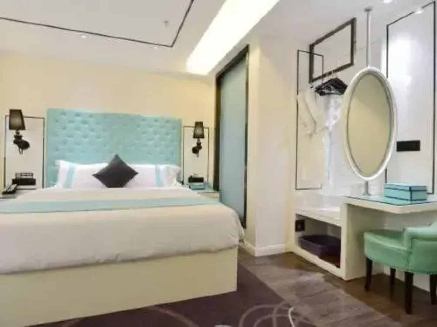 Xana Lite Korla Shihua Avenue Longquehe