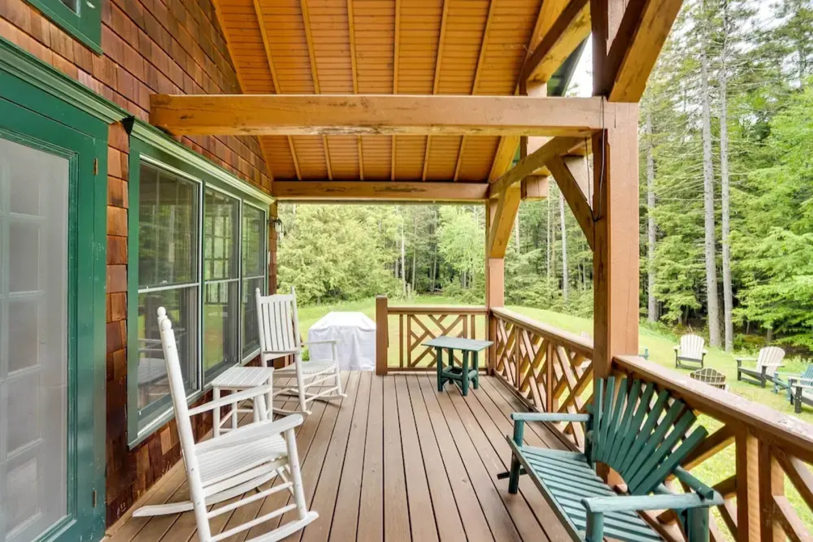 Secluded Elka Park Cabin: Hot Tub & Fire Pit!