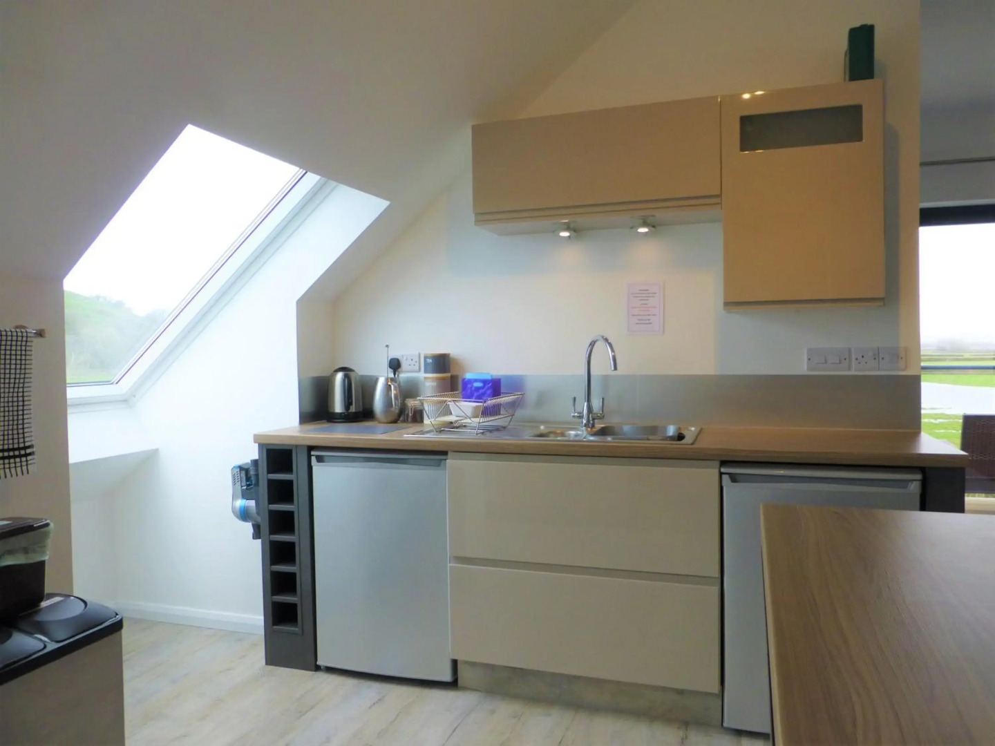 Gerycastell Luxury Holiday Apartment with Stunning Views & EV Station Point