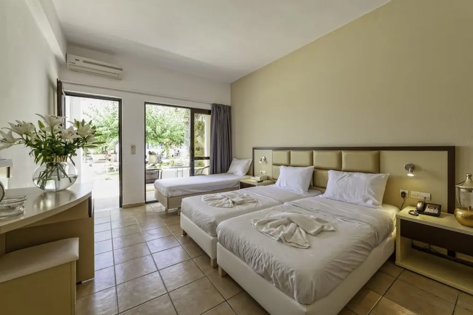 Курорт Sunset Paradise 