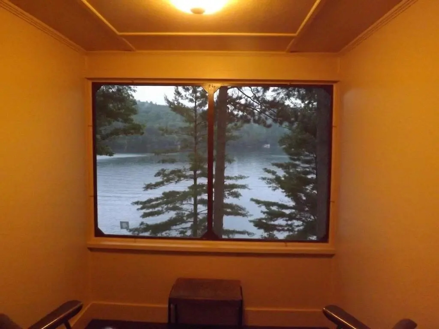 Boulders Lakefront Motel