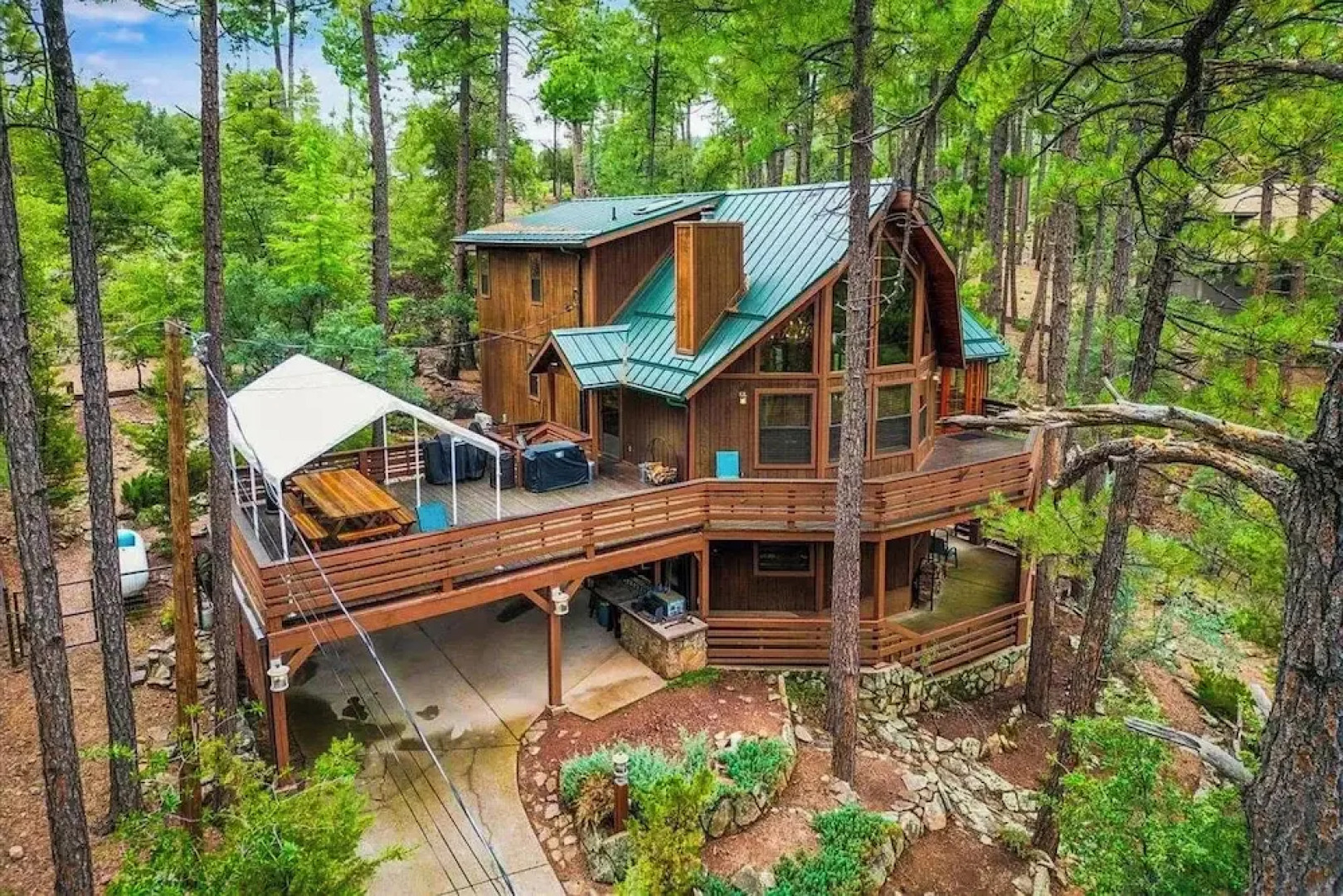 Furnished Deck + Forest Views: Pine Retreat!