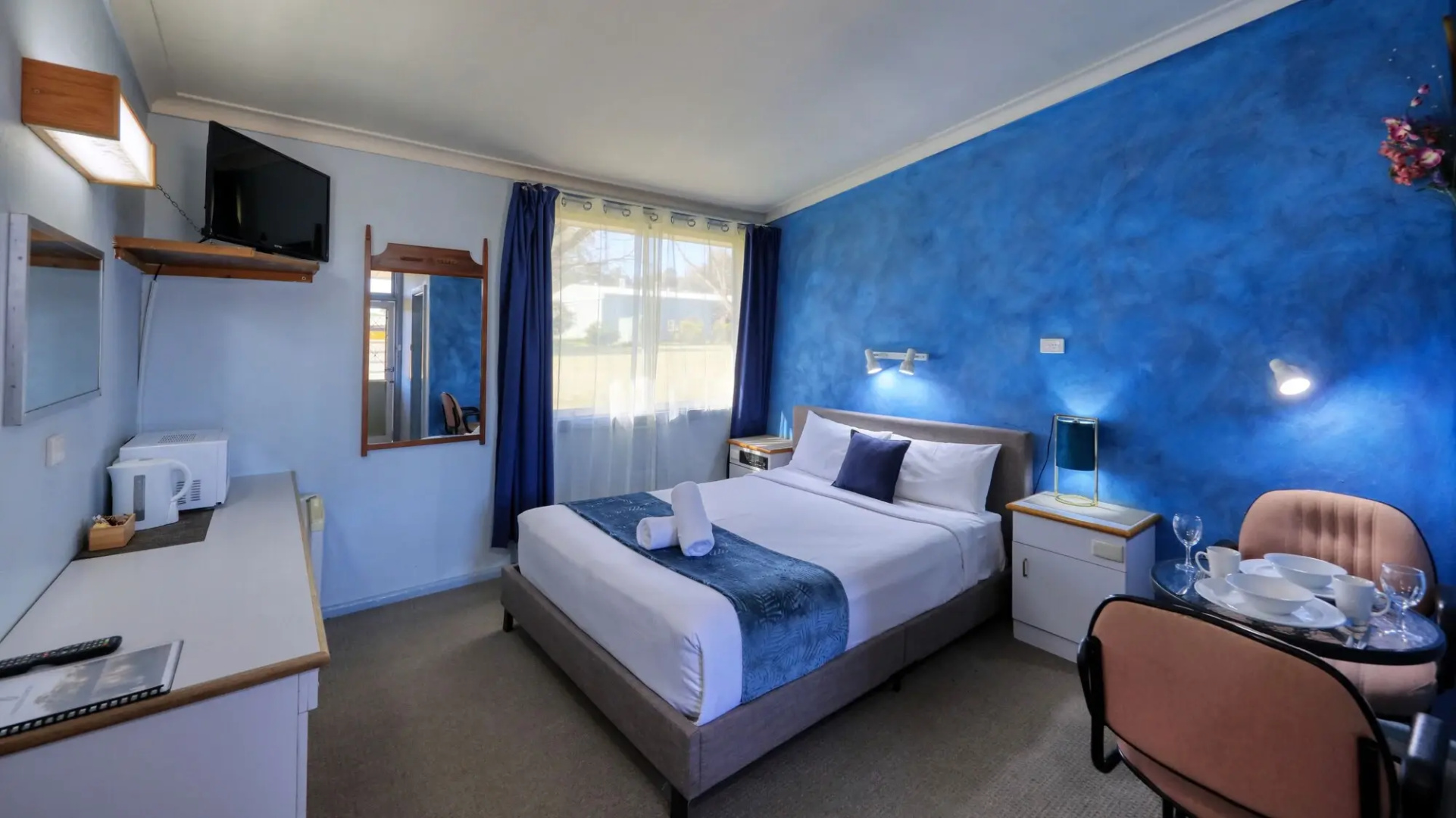 Bushmans Motor Inn