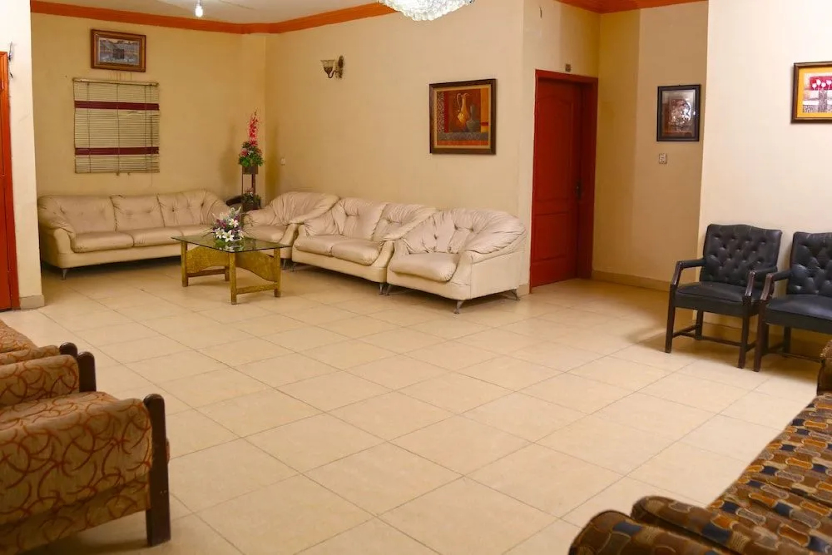 Luxury Inn