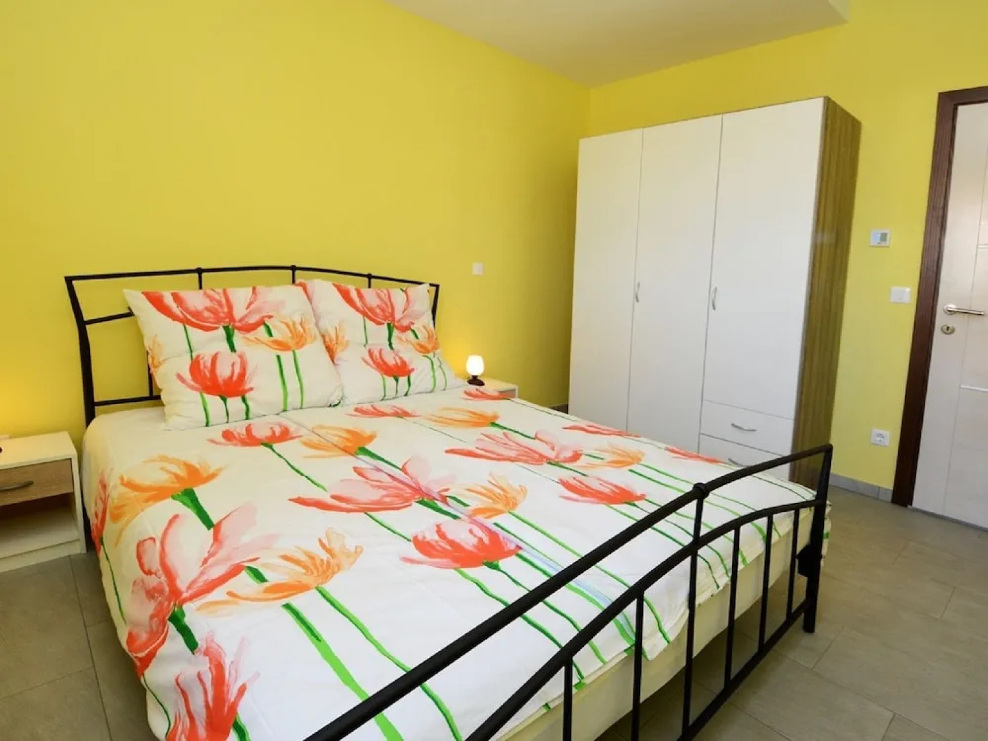 Beautiful Holiday House With Private Pool and Terrace