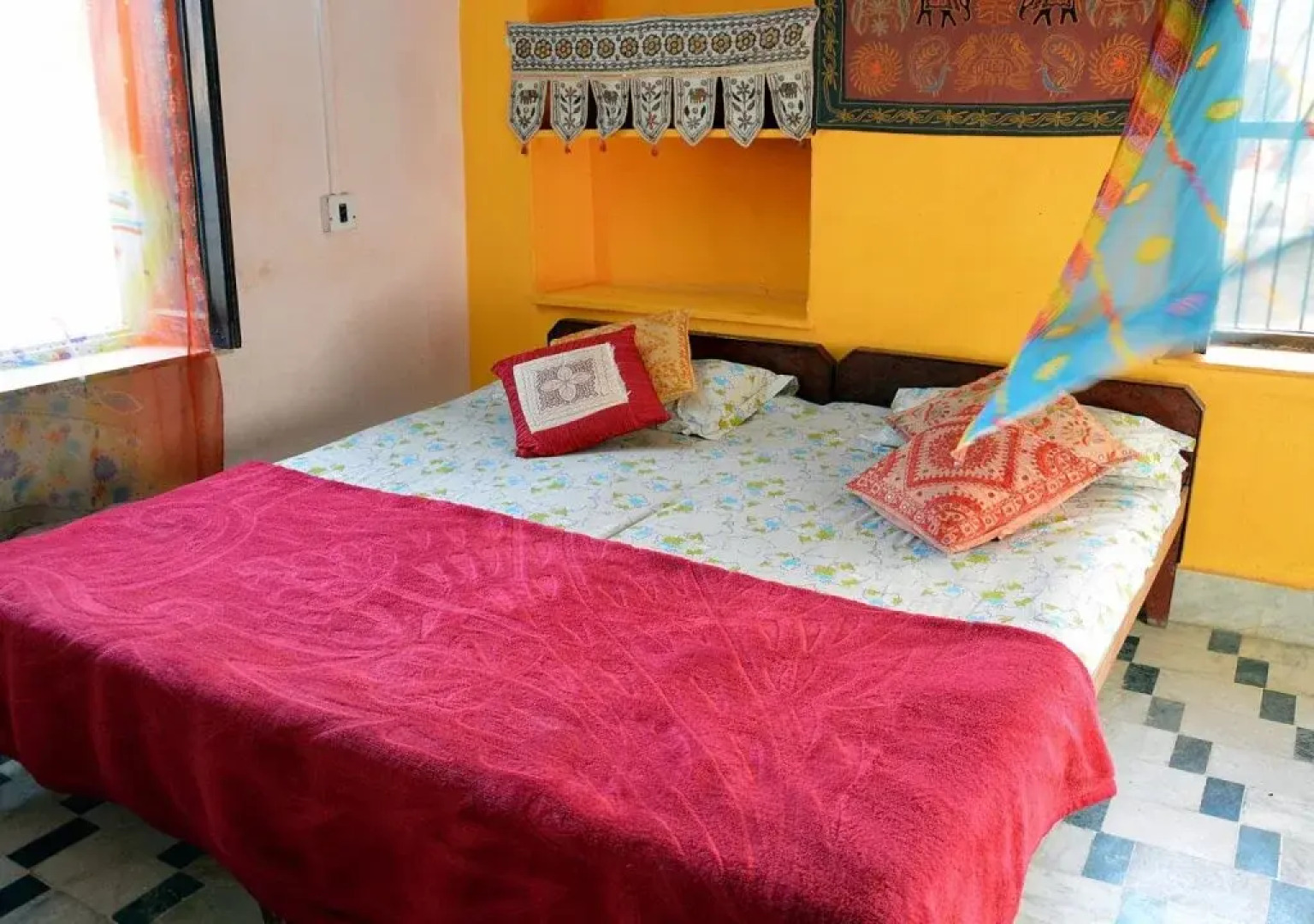 Monica Guest House and Safari