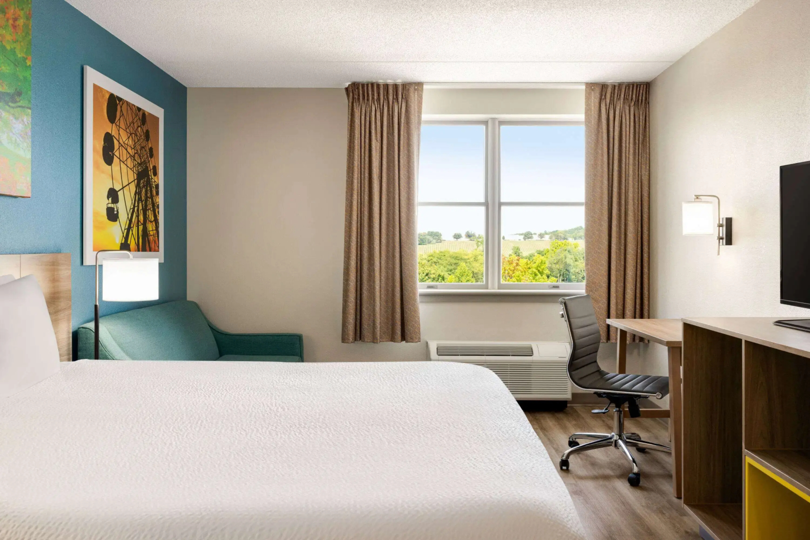 Days Inn by Wyndham Hershey