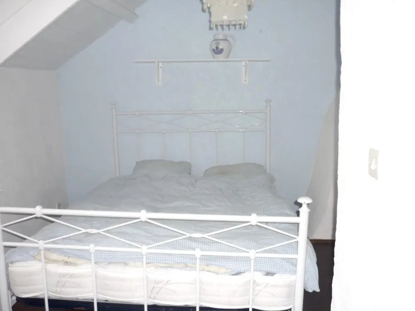House With 3 Bedrooms in Issac, With Shared Pool and Furnished Garden