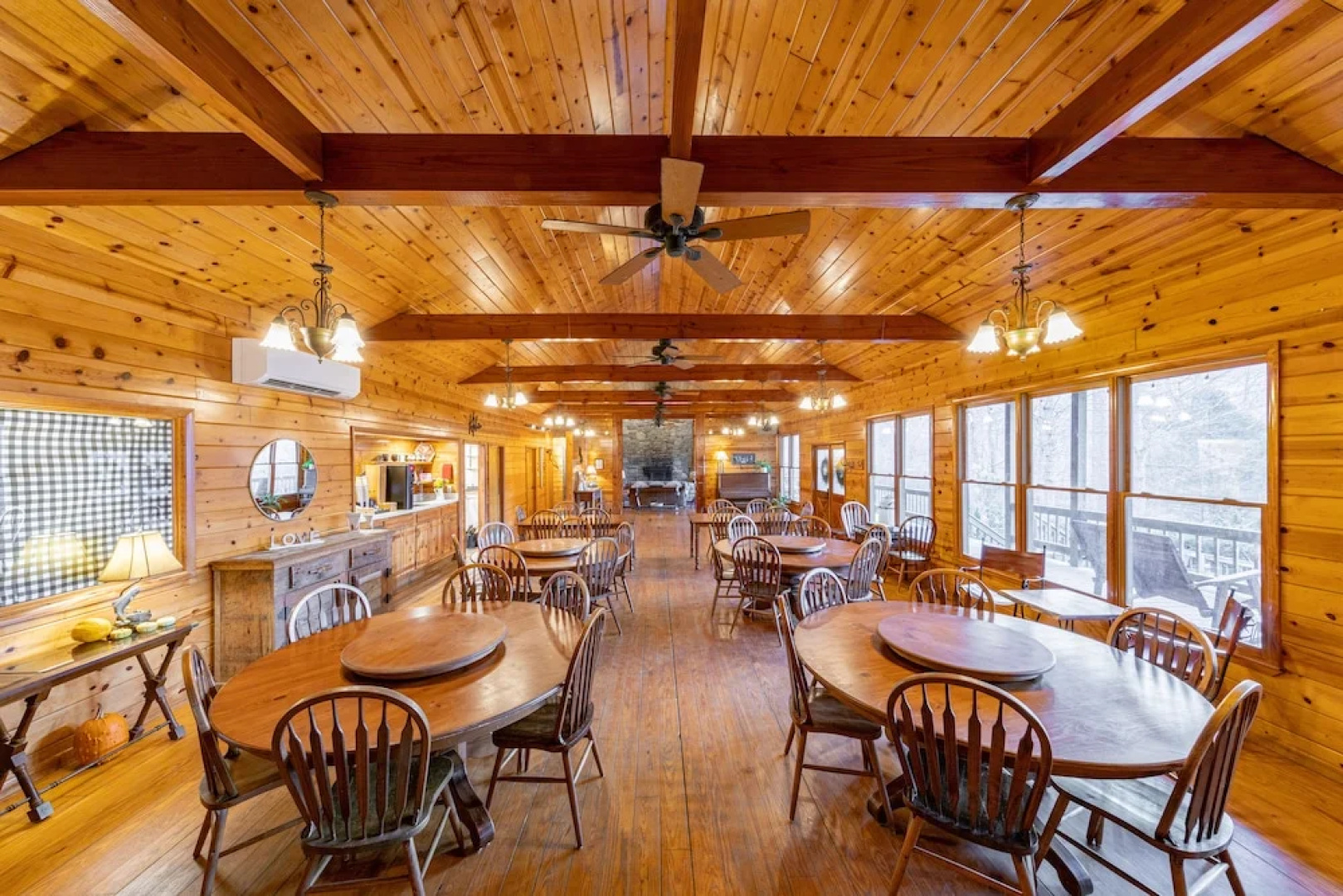Mount Mitchell Eco Retreat