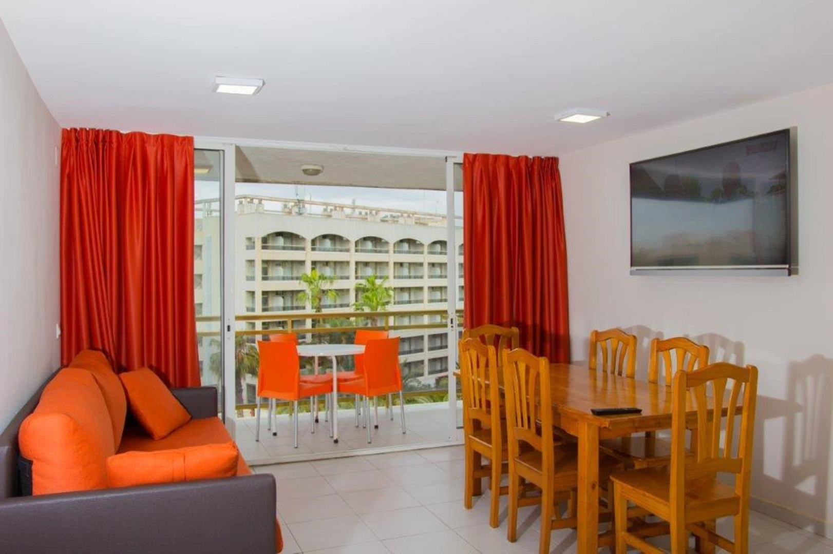 Zahara Apartments