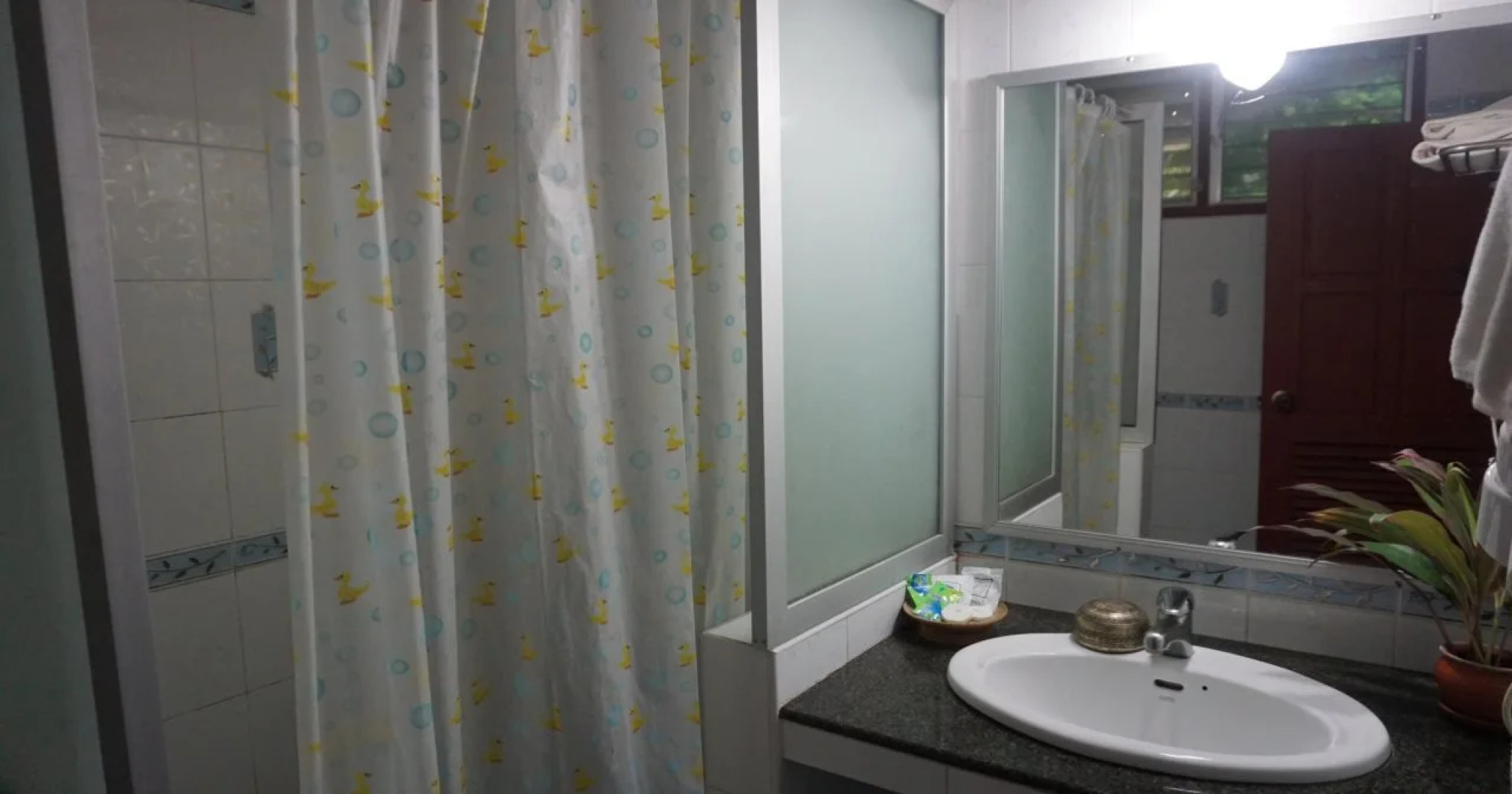 Vansana NamNgum Hotel