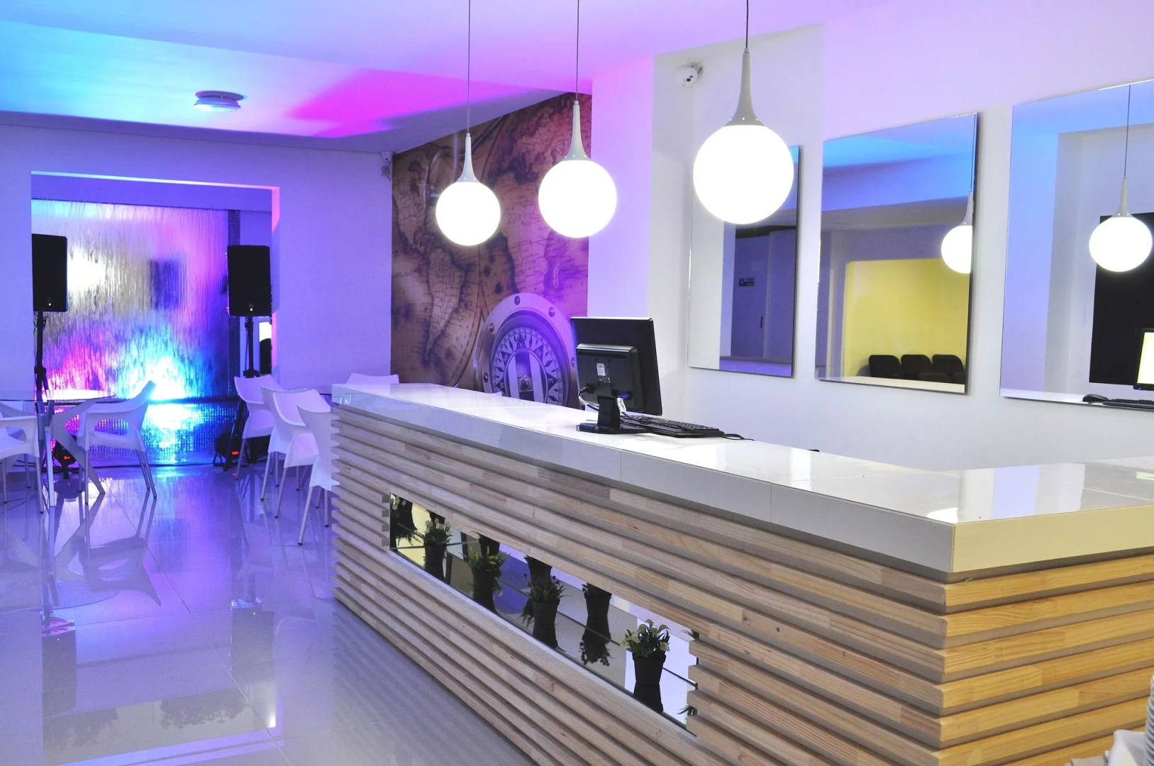 Hostal Lleras Calle 8 - Hostel