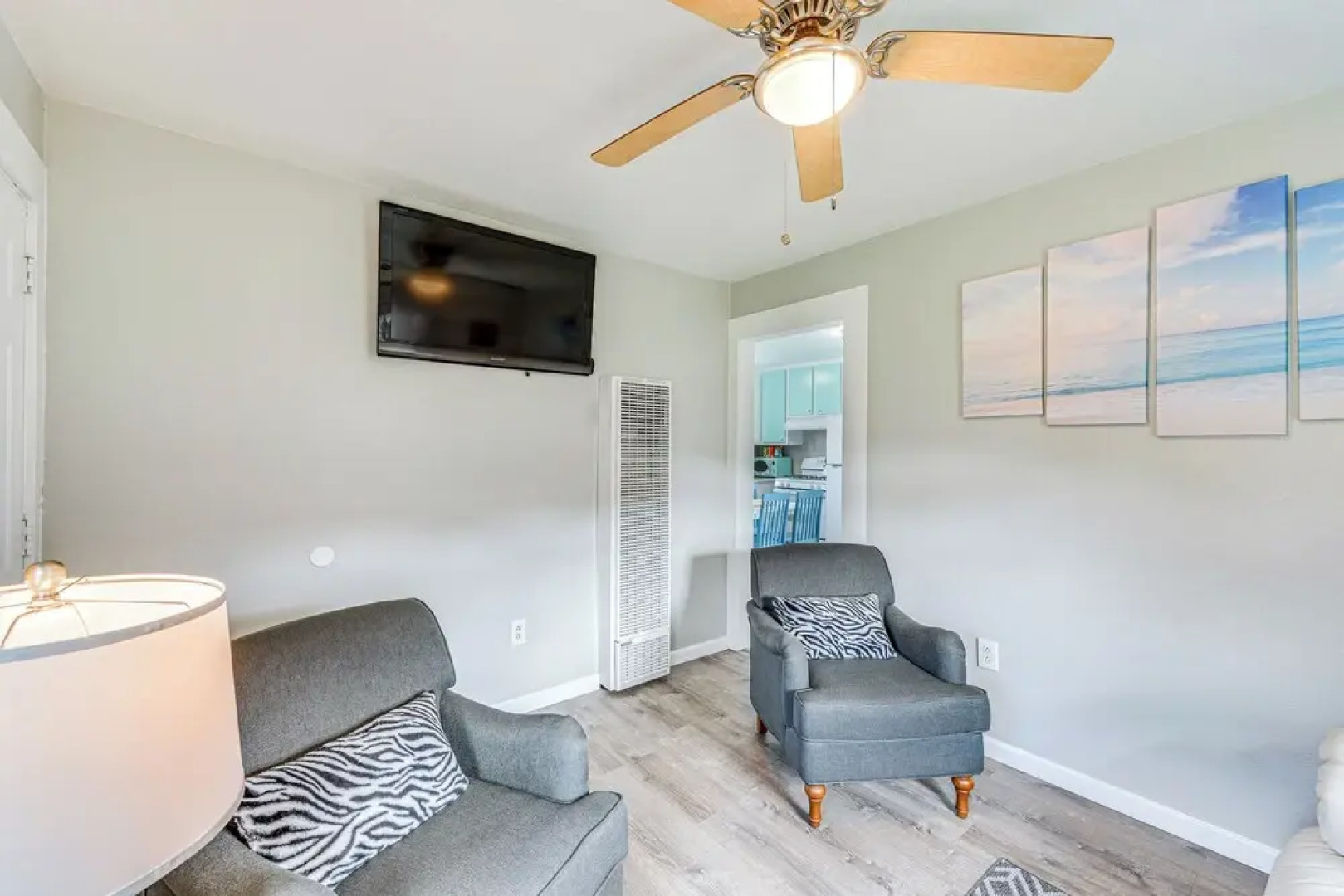 Cozy Norcal Cottage: 2 Mi to Redwoods & Beaches!