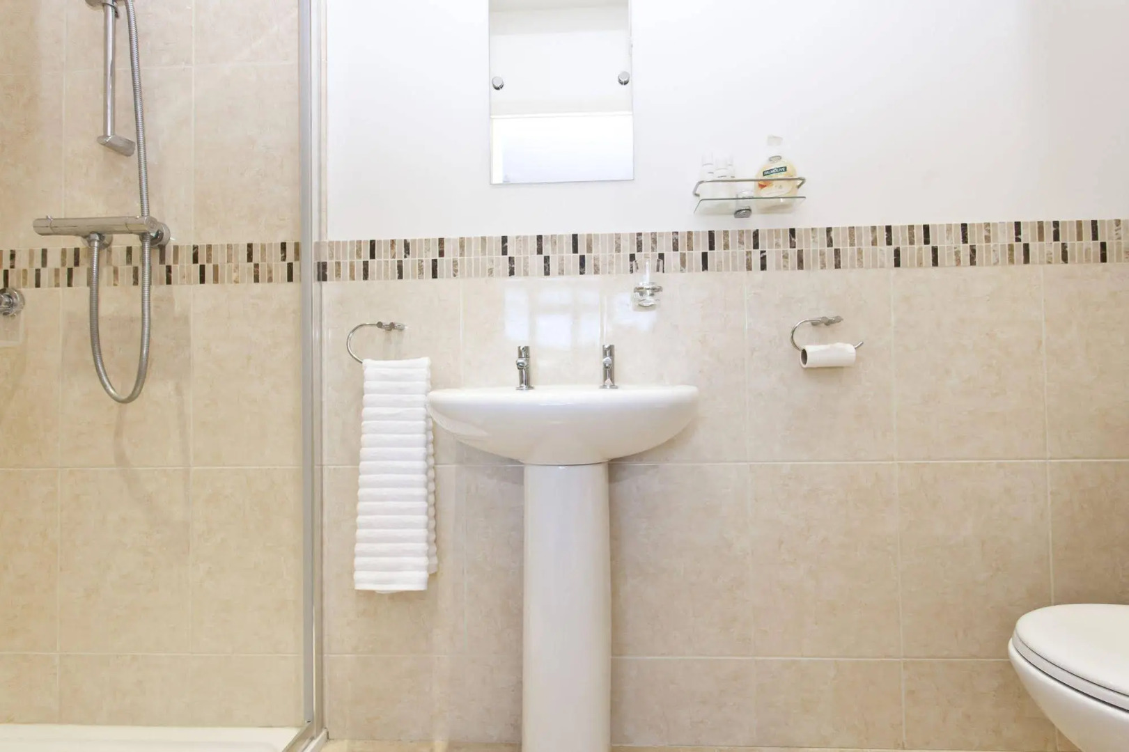 Avon Beach Bed and Breakfast