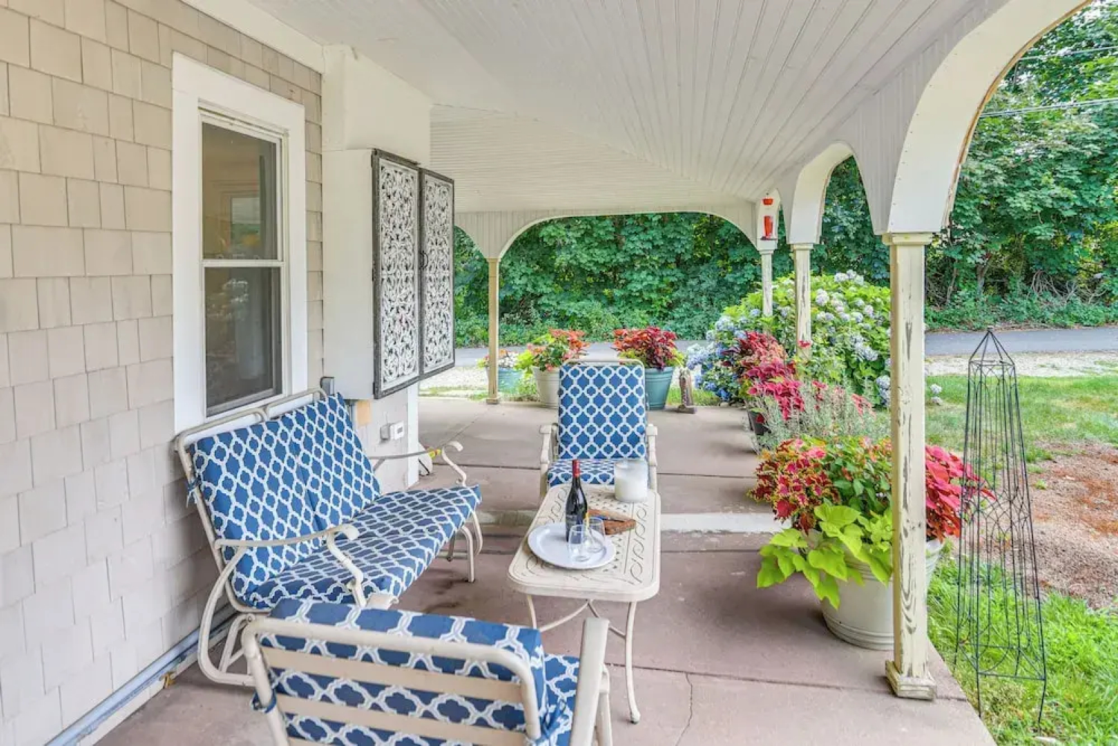 Private Heated Pool: Family Cottage in Plymouth!