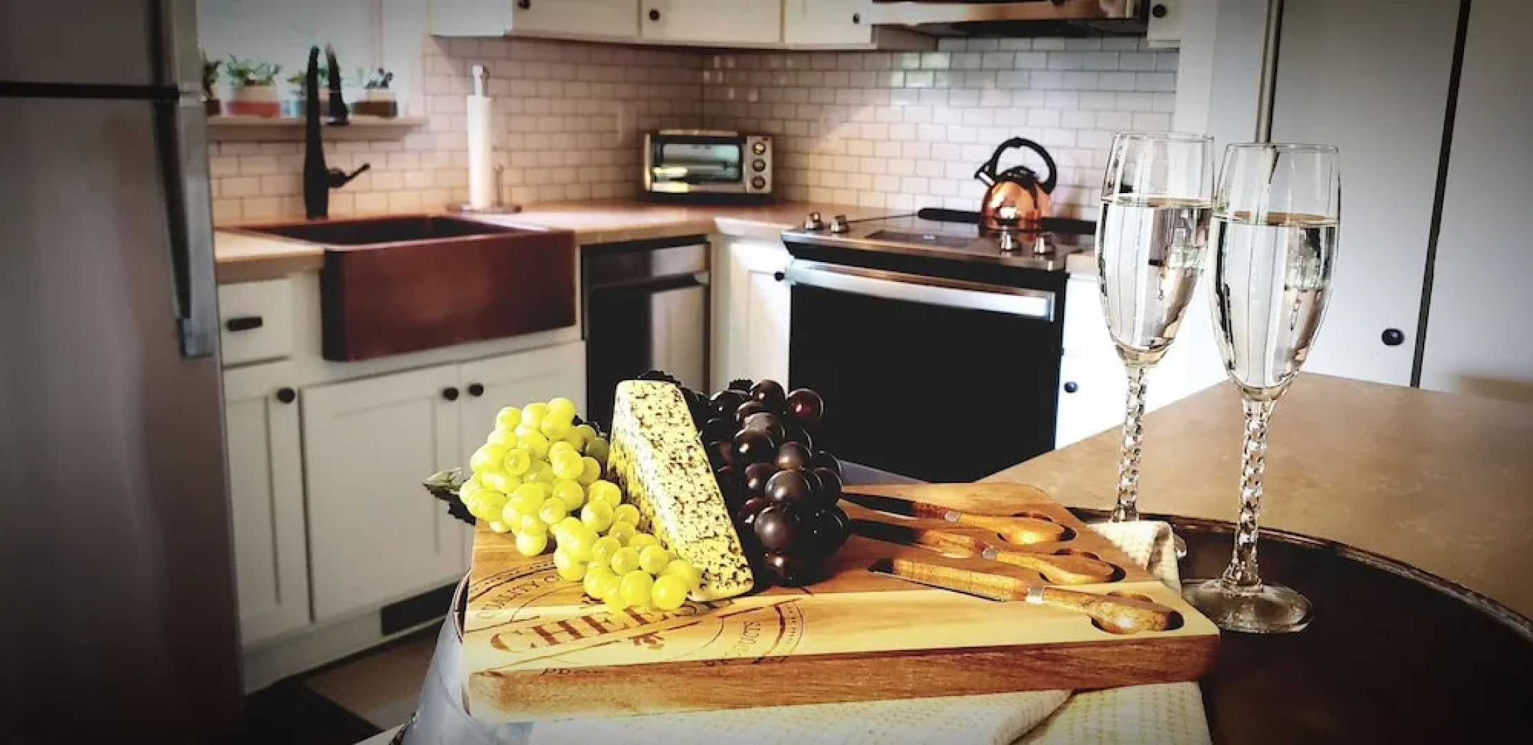 Happy Camper 1 Bedroom Cottage by RedAwning