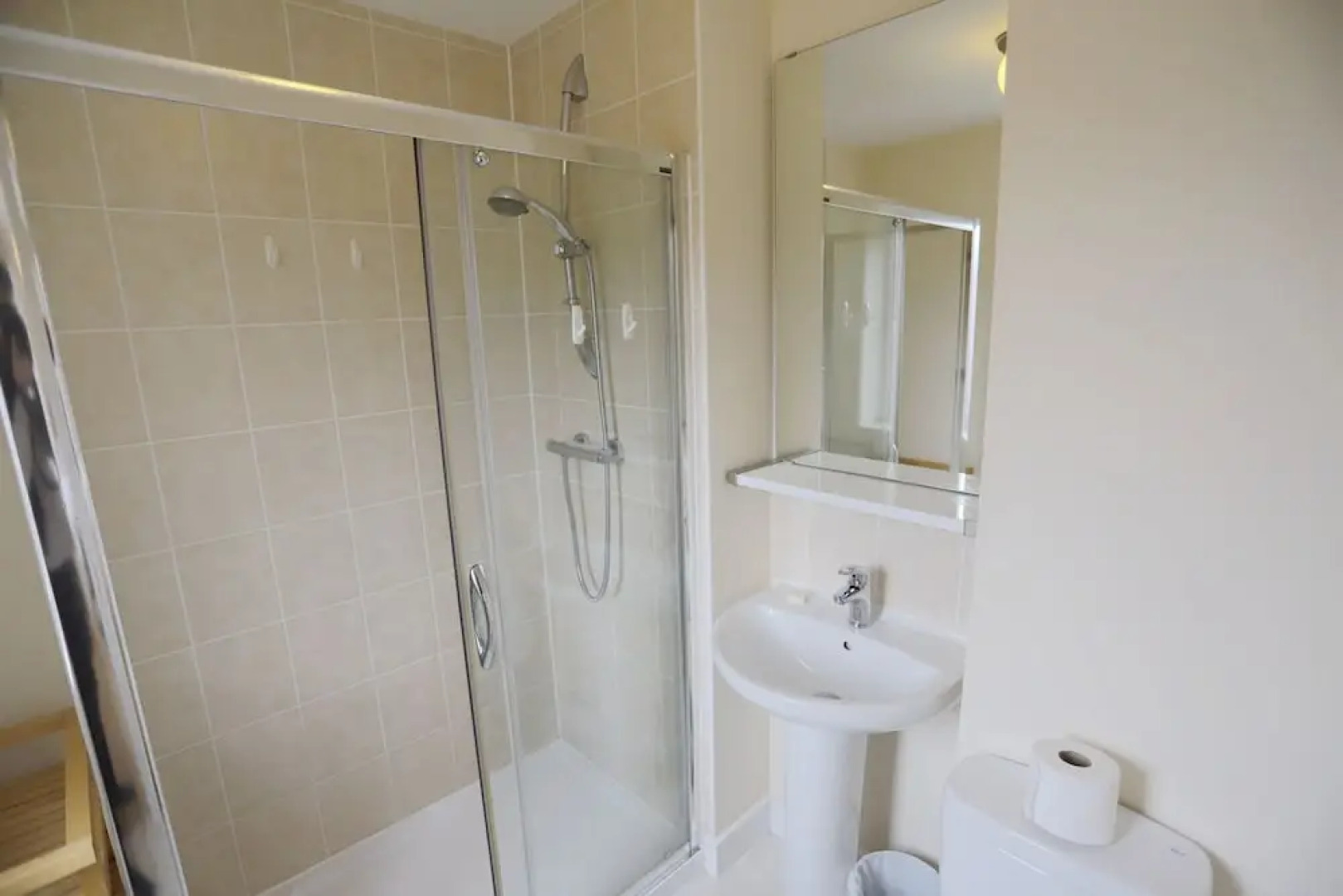 Easy Travel Luxury NEC Airport