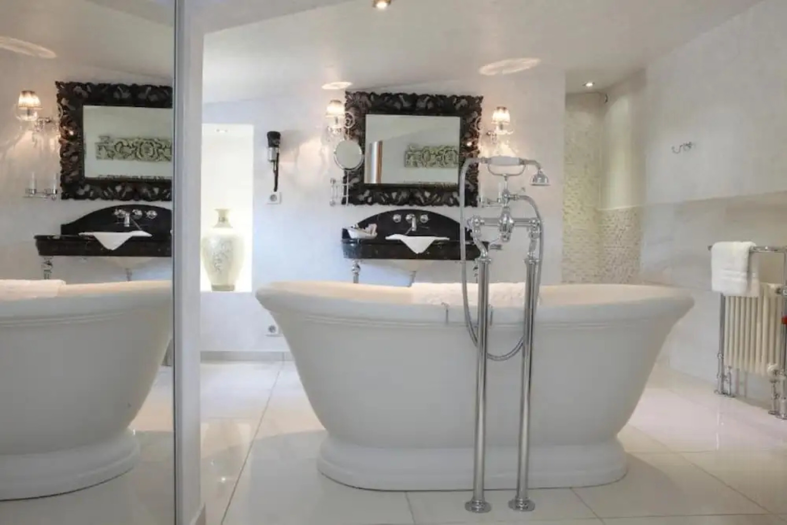 Le Domaine Chateau du Faucon