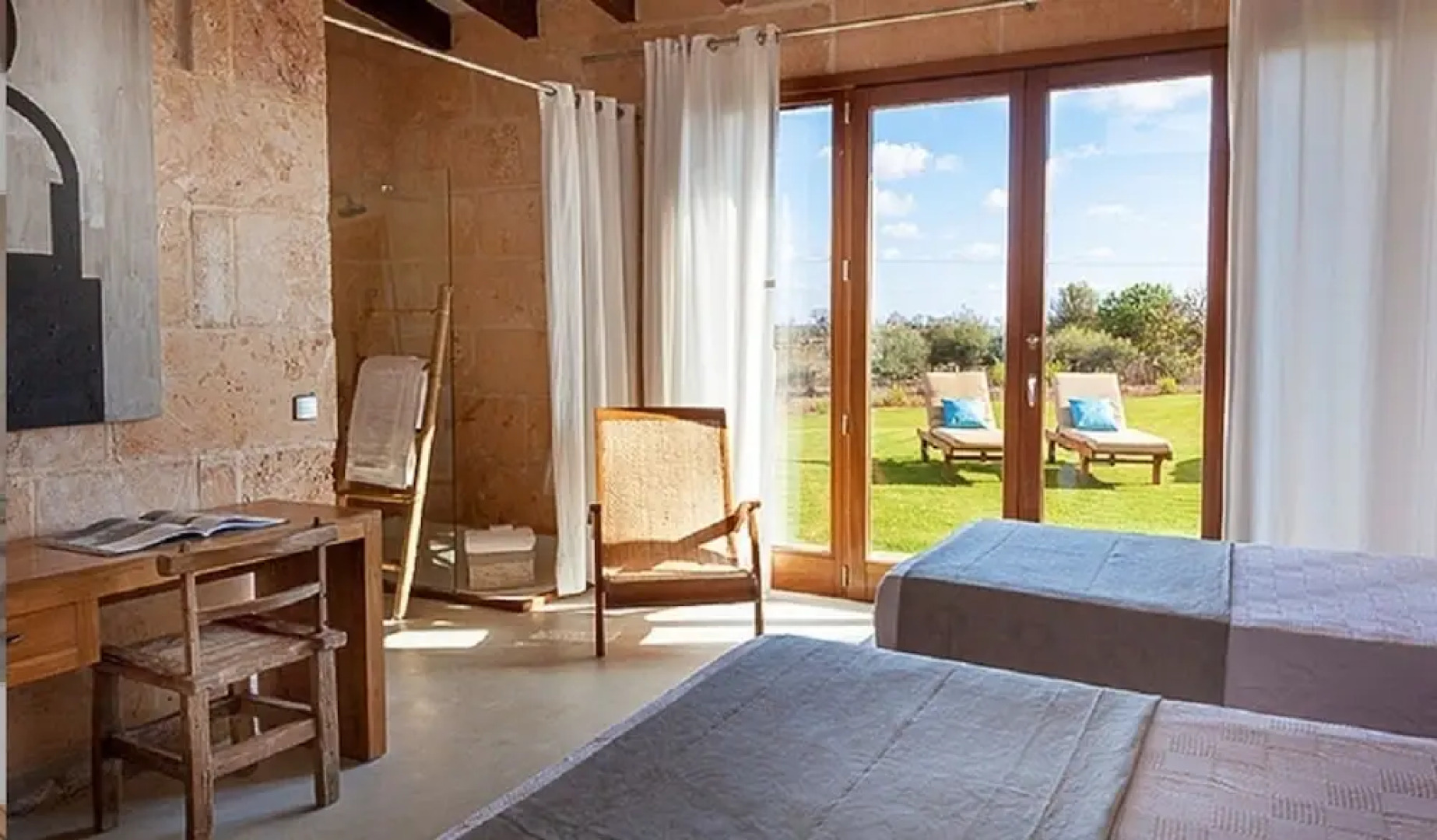 Residence By G Son Covas