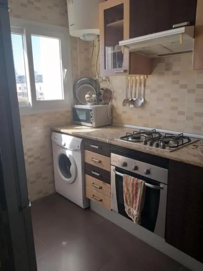 Bel appartement meublé B 16