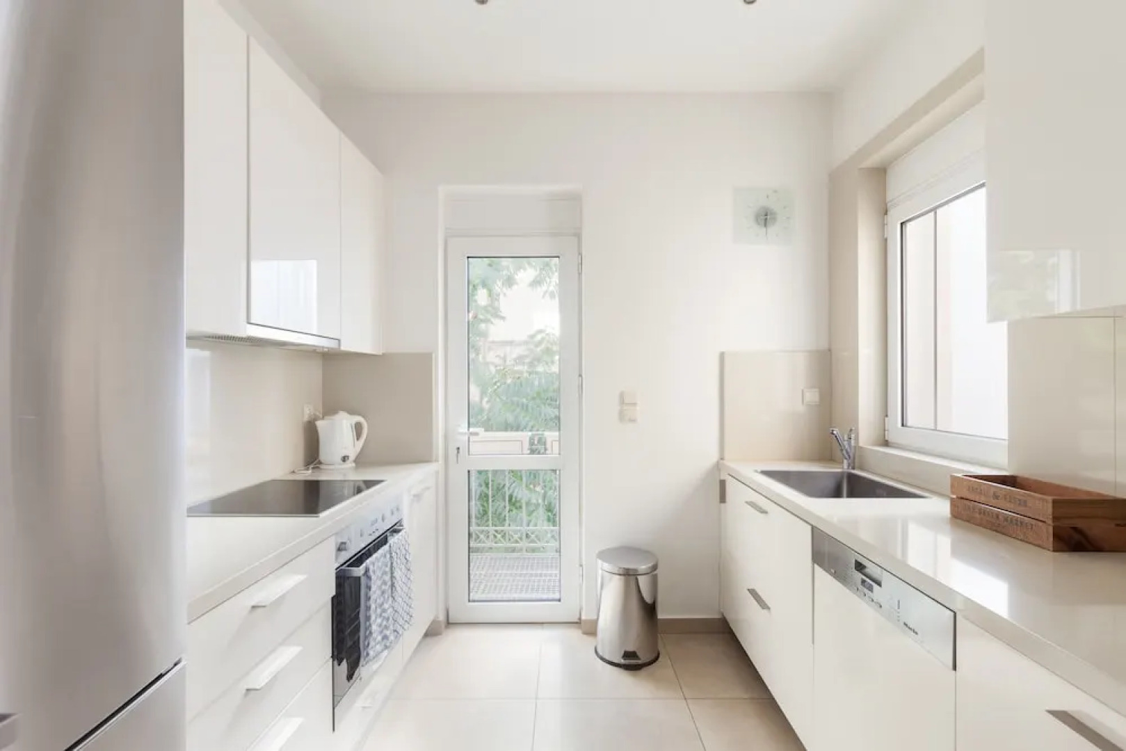 Lux apt w/ Acropolis view