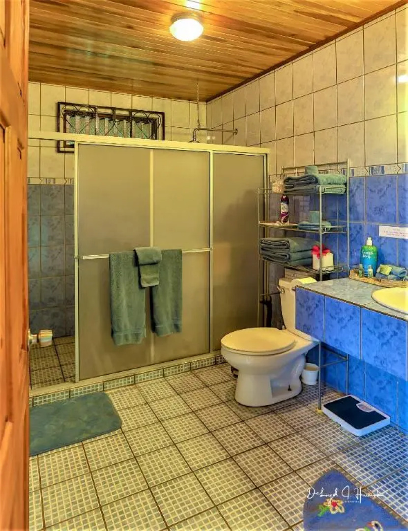 Encantada Guest House: Spectacular View & Excellent Reviews