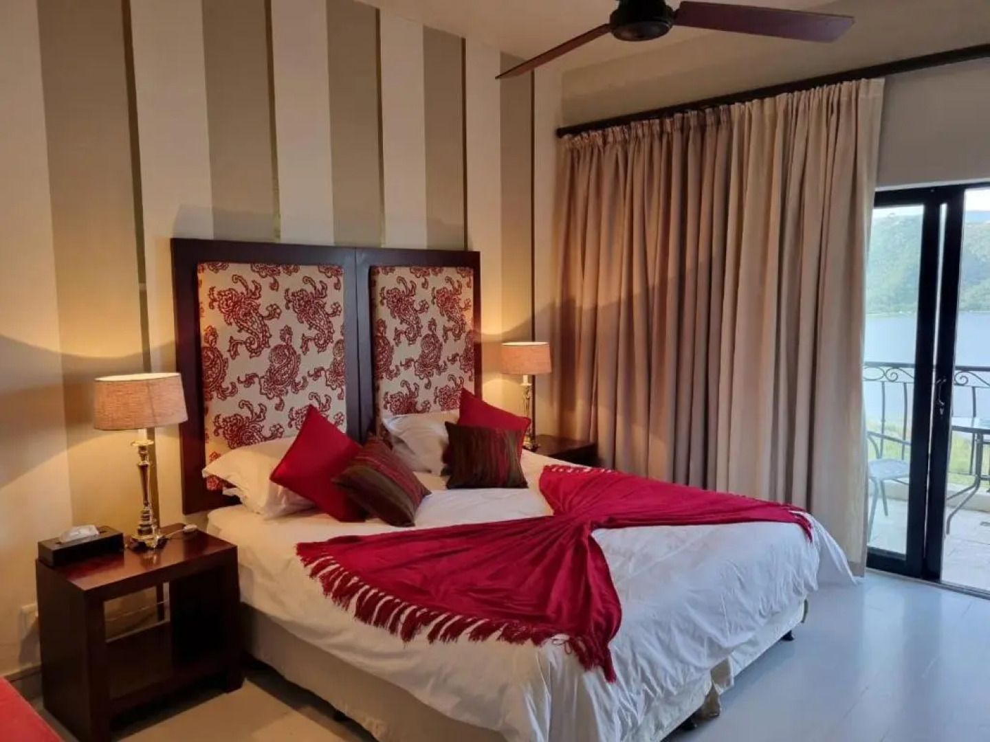 Lodge On The Lake and Wellness Spa