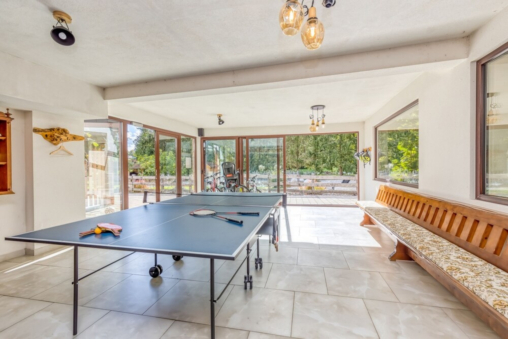 Pool Suite Flaxseed Private Sauna