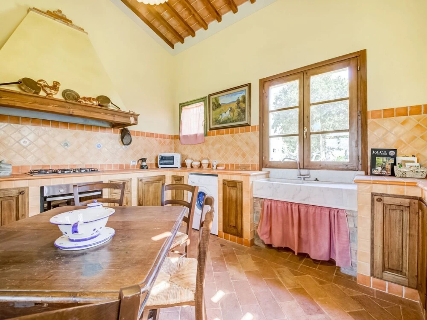 Cozy Holiday Home in Tuscany Italy with Farm view