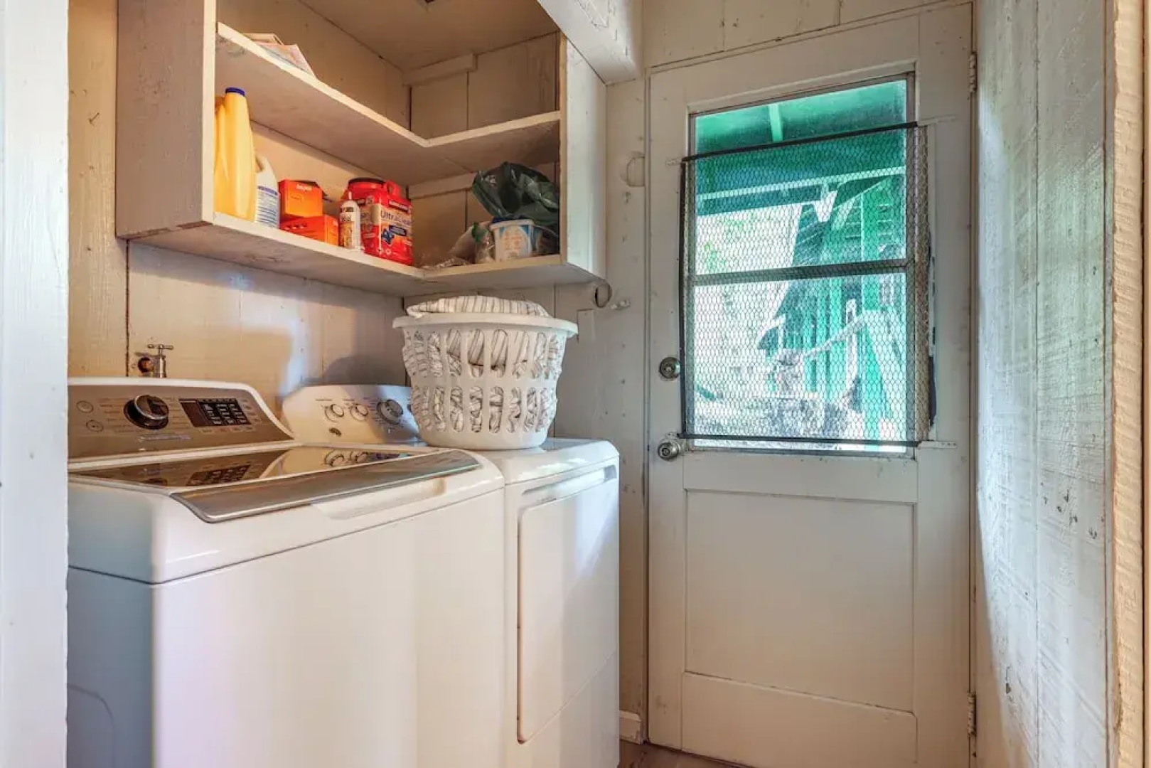 Cozy Mi-wuk Village Cabin: 18 Mi to Dodge Ridge!