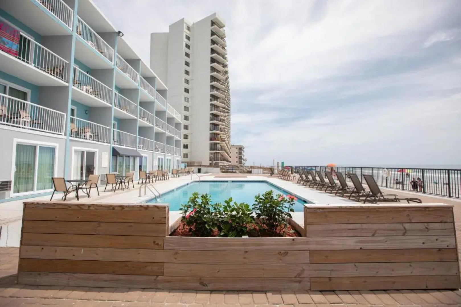 Garden City Inn