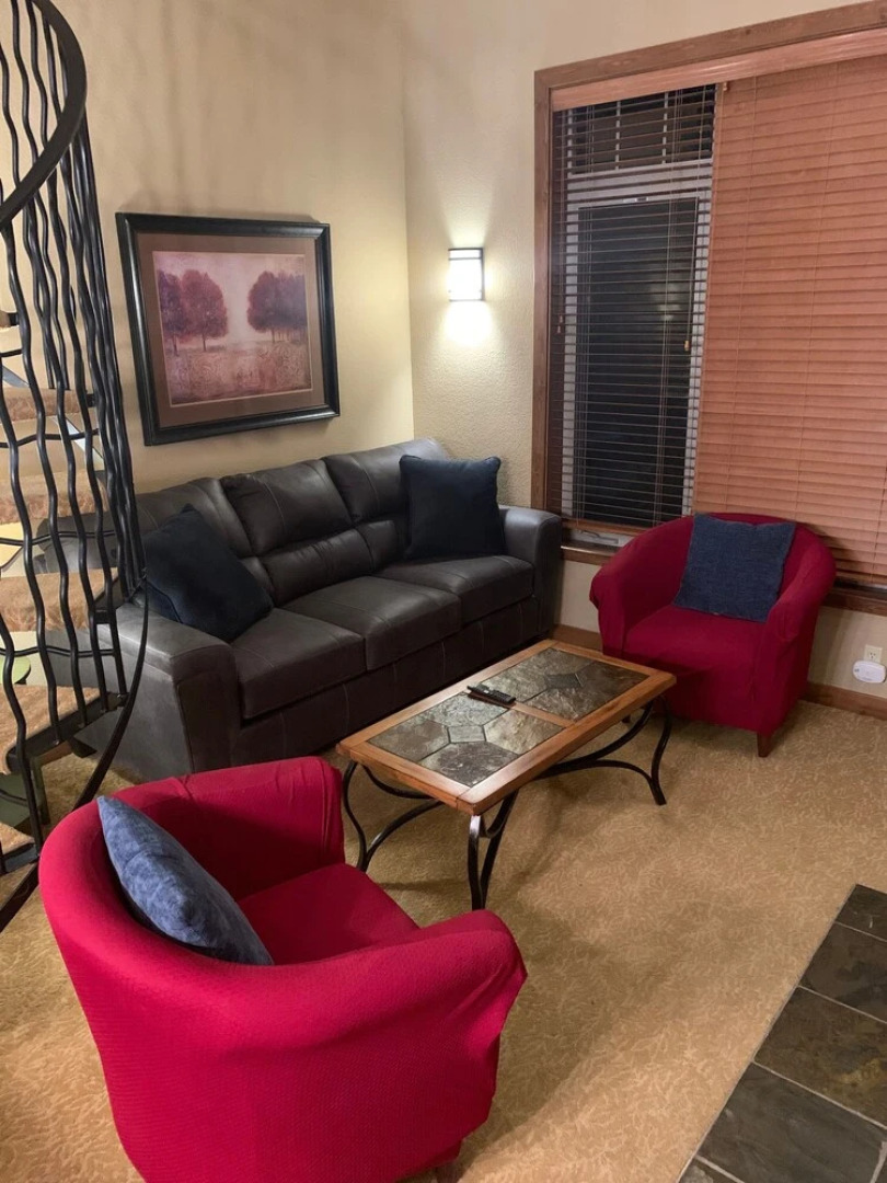 Spread Out In A Deluxe Suite En Suite Listed