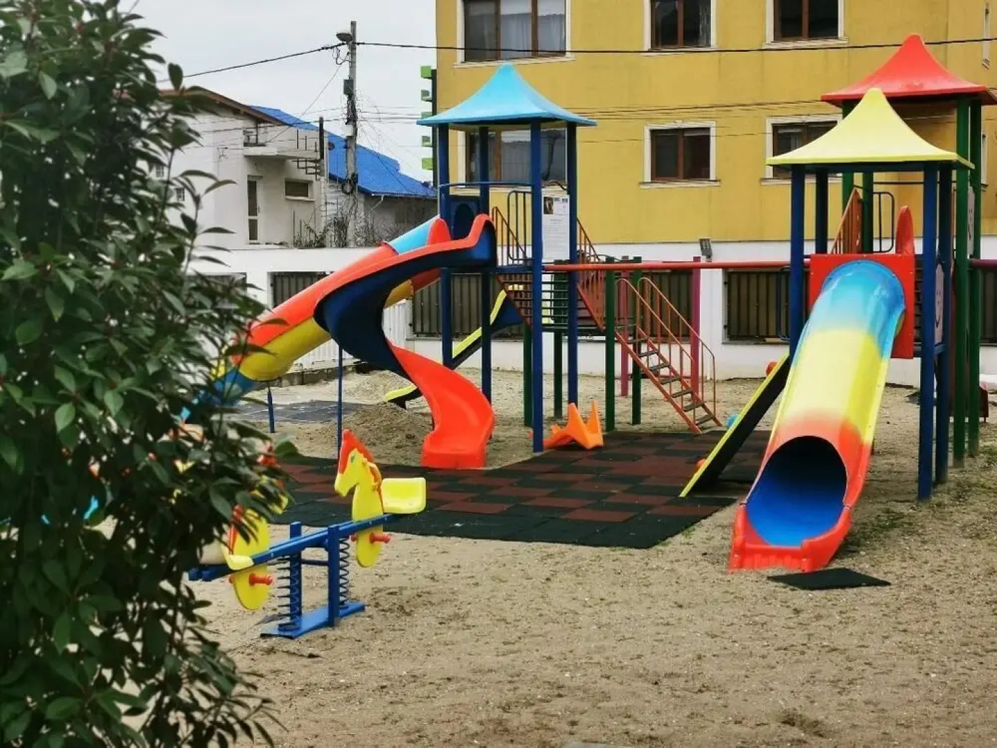 Sangria Luxury Family