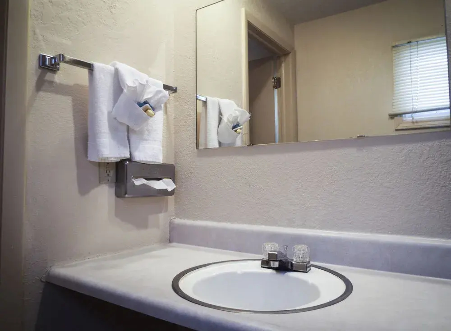 Hiawatha Motel