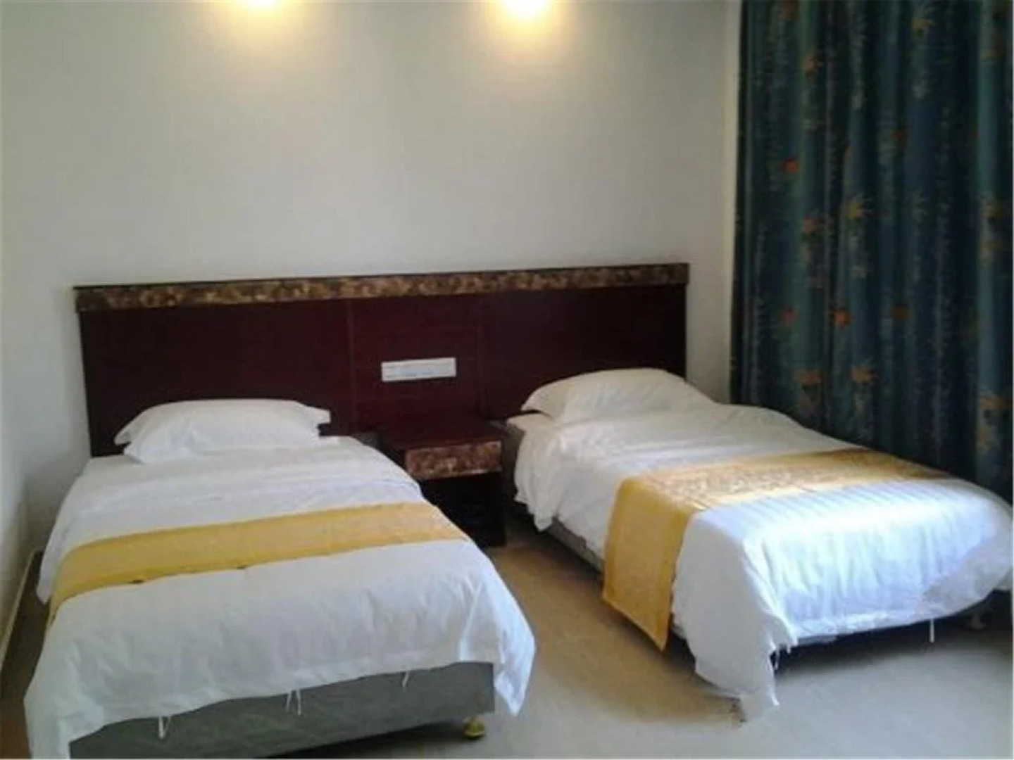 Wanning Junyue Resort