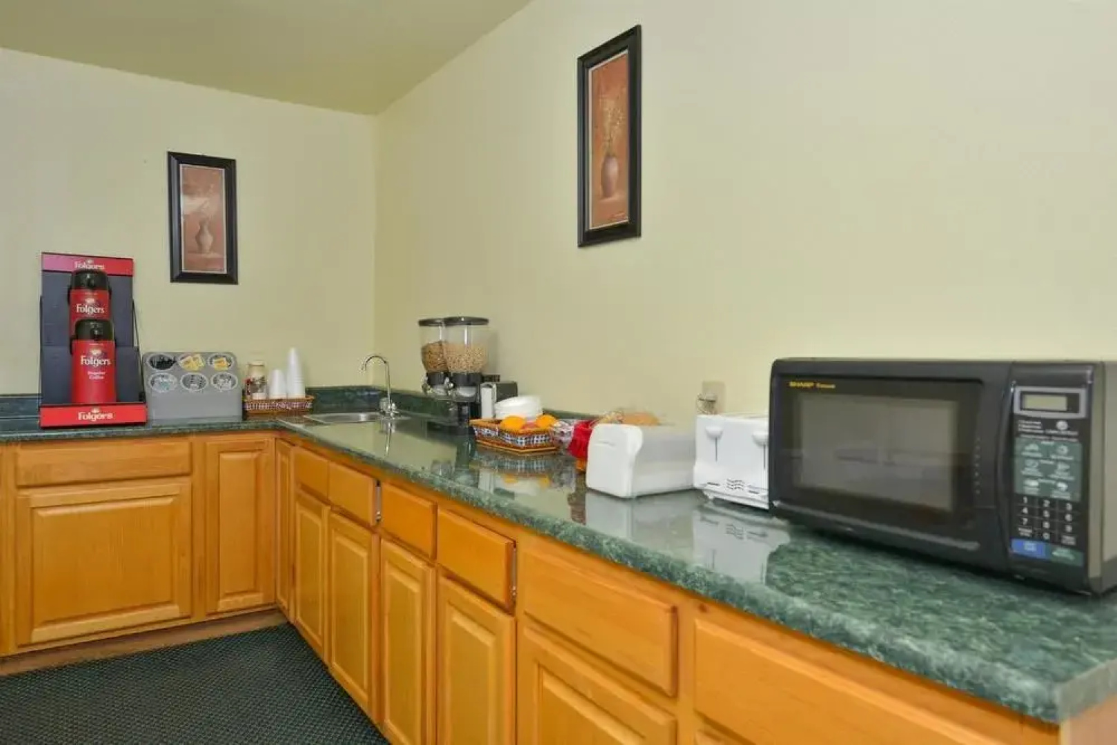 Americas Best Value Inn