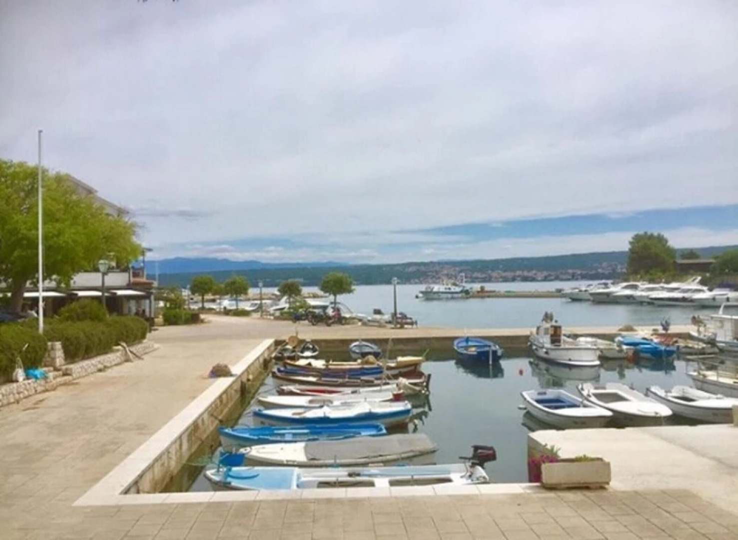 Apartment With 2 Bedrooms in Porat, With Wonderful sea View, Enclosed