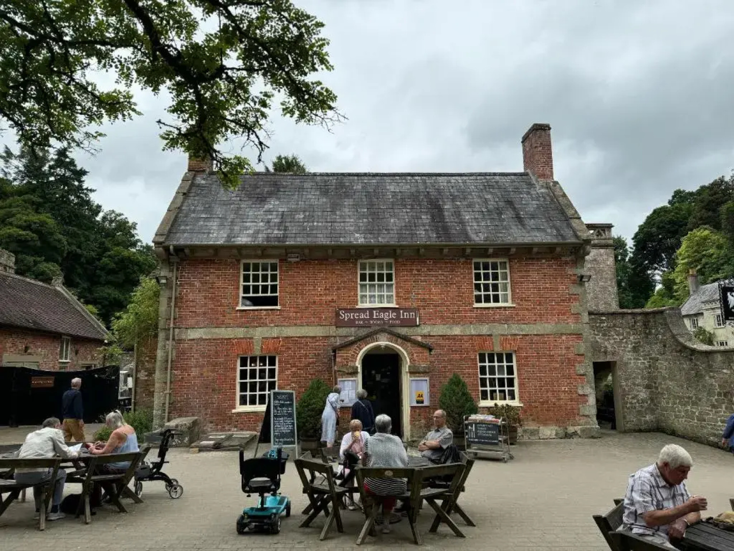 Spread Eagle Inn