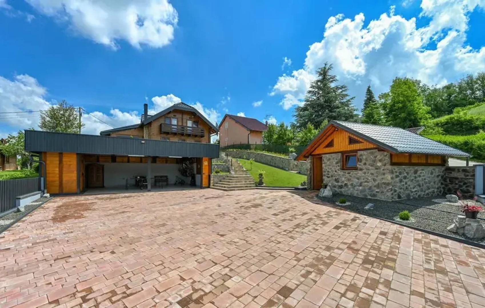 Dream Villa Sleeps 8 With Sauna