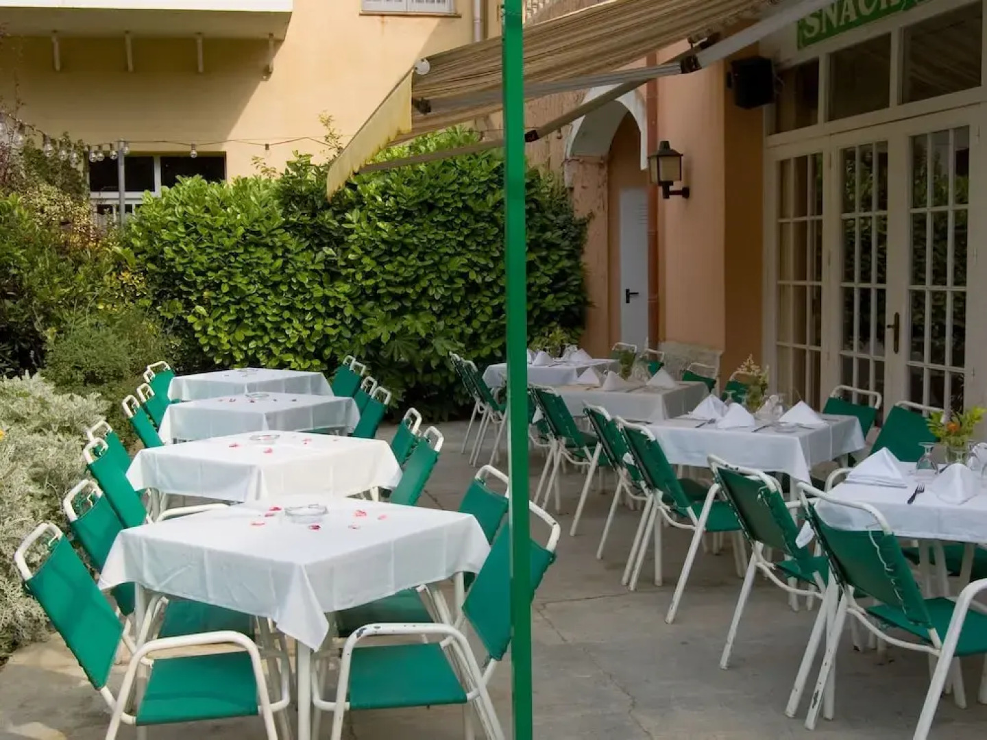 Cozy Apartment in Empuriabrava With Swimming Pool