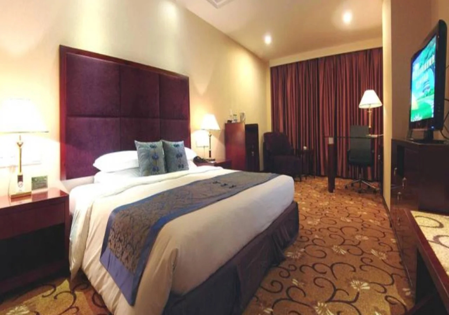 Wanyou Conifer Hotel