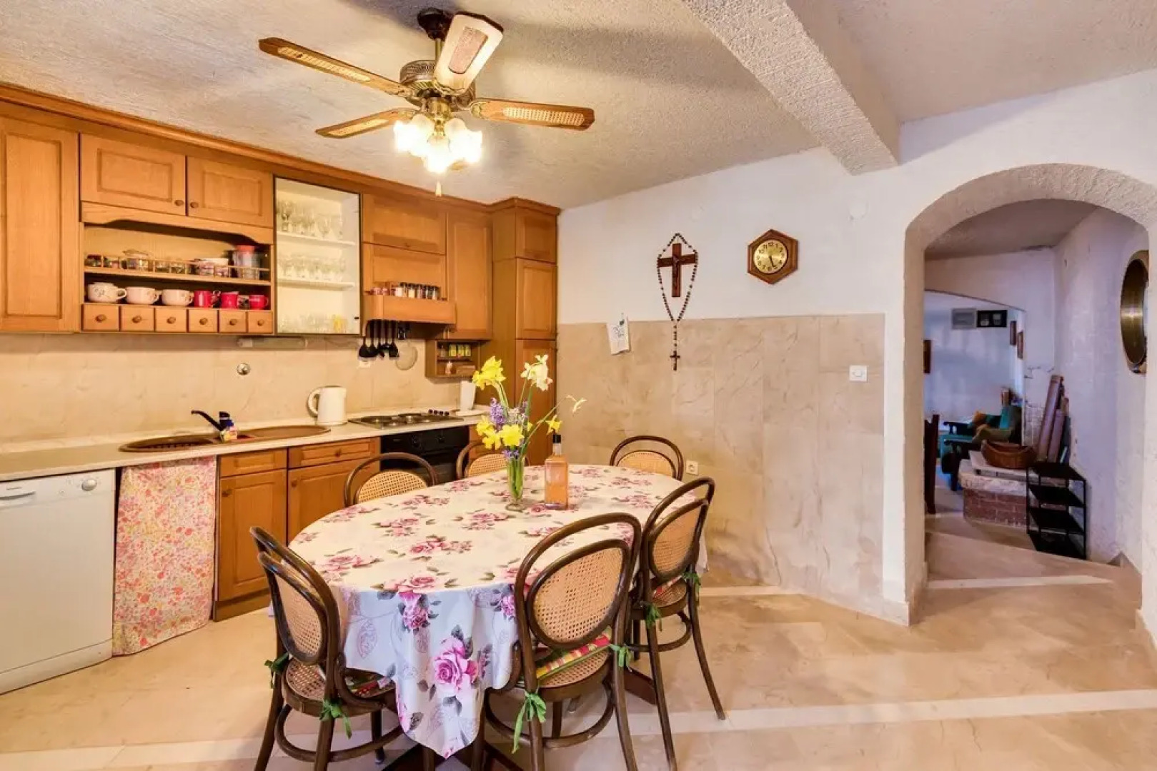 Land - 100m From the sea - A2