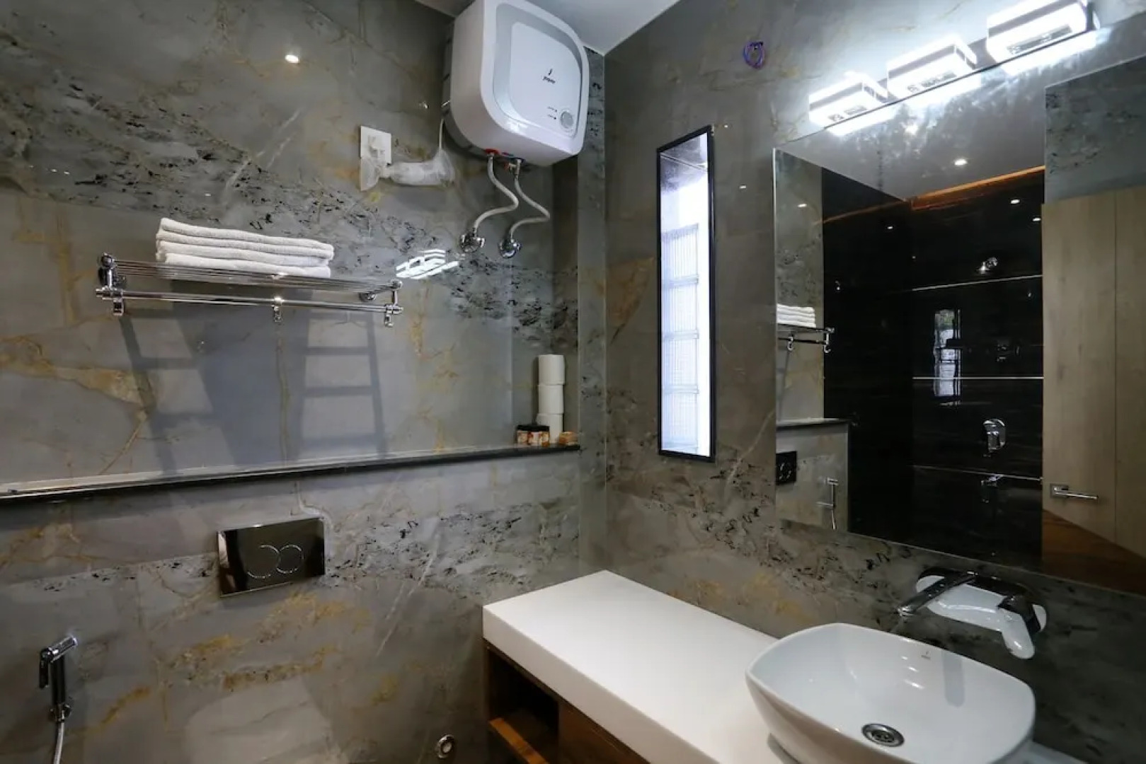 A Palace on River - Rashmi guest House