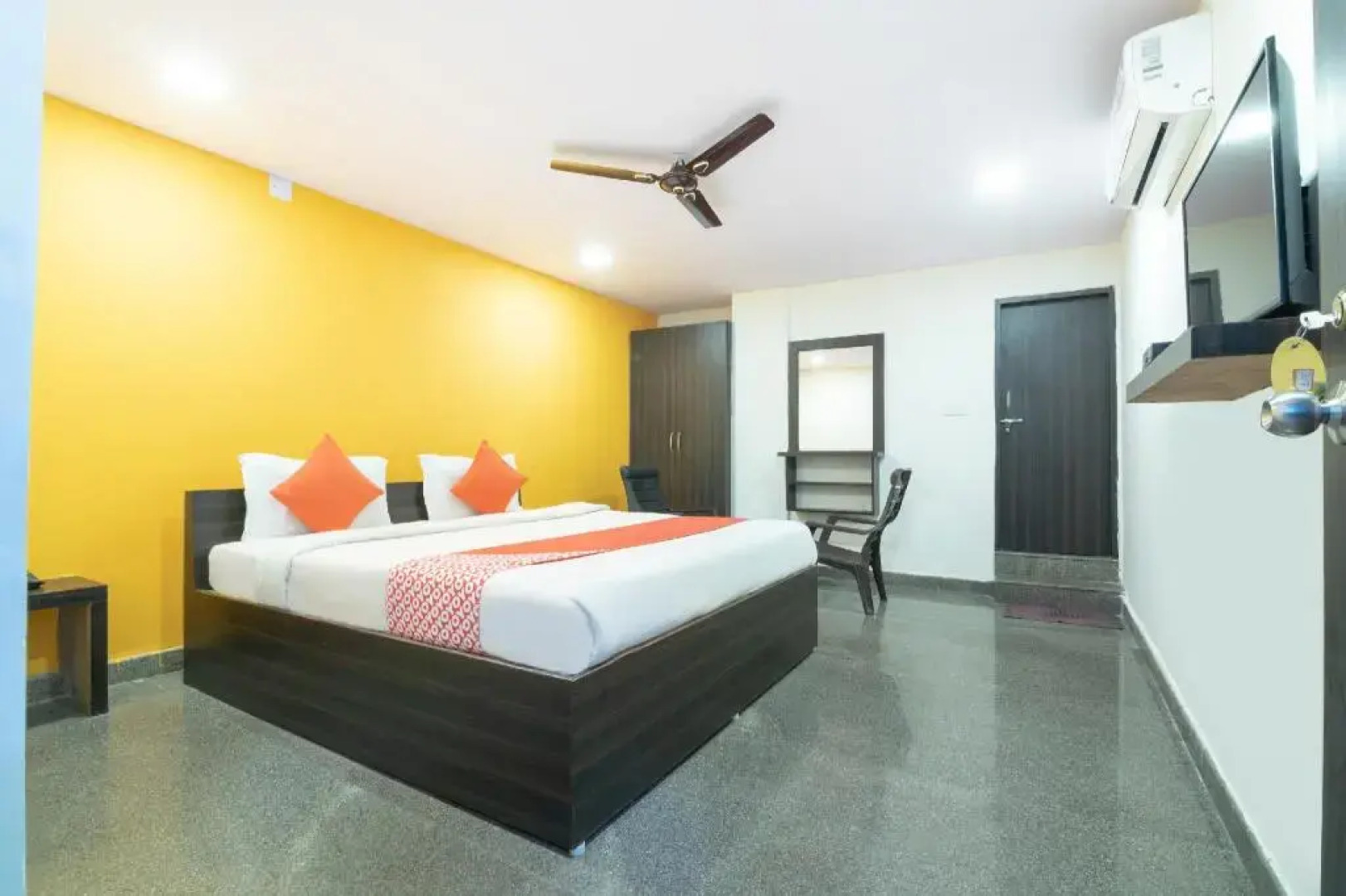 Sai Comforts by OYO Rooms